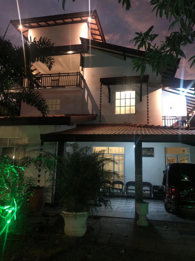Hiriketiya New Radiant House Hotel Dikwella Bagian luar foto