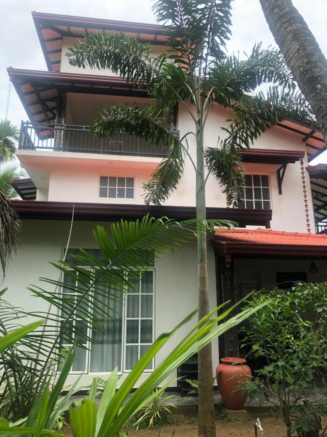 Hiriketiya New Radiant House Hotel Dikwella Bagian luar foto