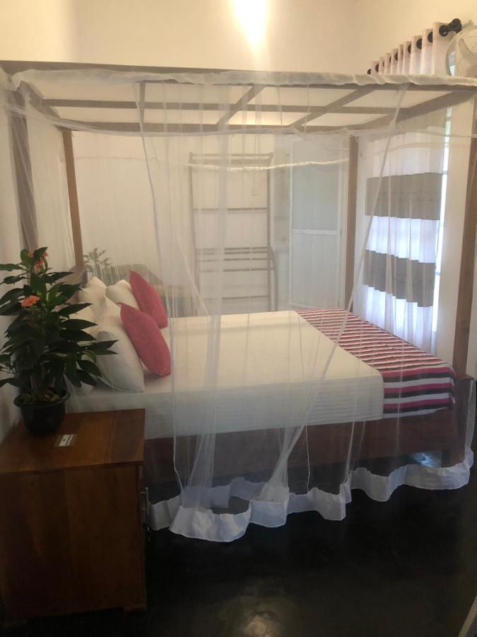 Hiriketiya New Radiant House Hotel Dikwella Bagian luar foto