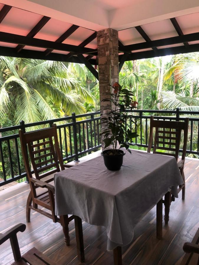 Hiriketiya New Radiant House Hotel Dikwella Bagian luar foto