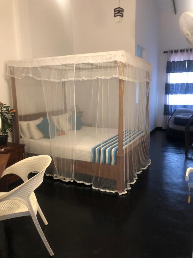 Hiriketiya New Radiant House Hotel Dikwella Bagian luar foto