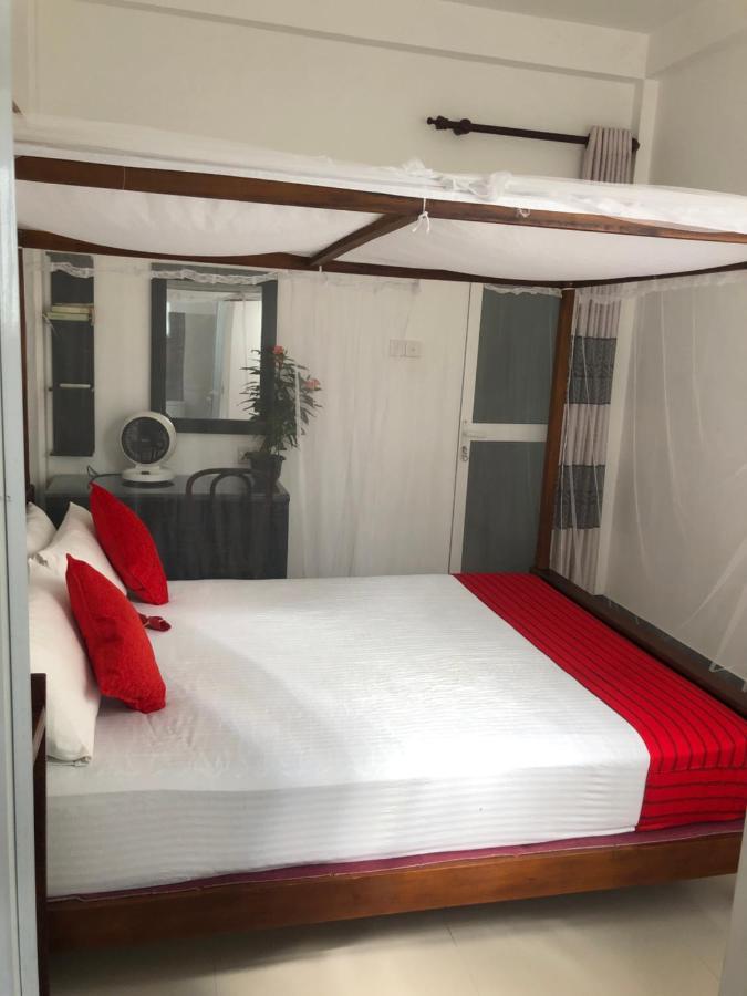 Hiriketiya New Radiant House Hotel Dikwella Bagian luar foto
