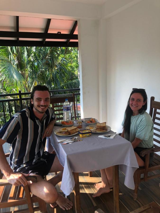 Hiriketiya New Radiant House Hotel Dikwella Bagian luar foto