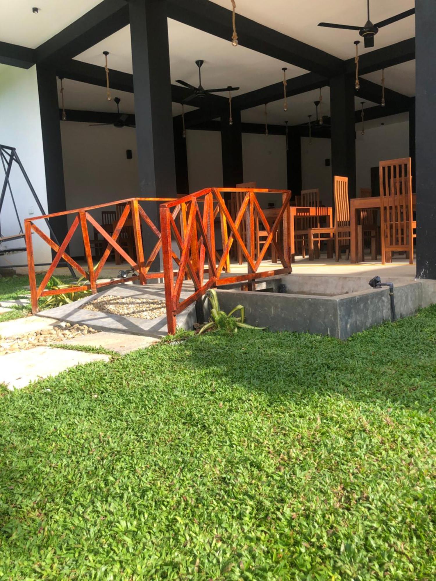 Hiriketiya New Radiant House Hotel Dikwella Bagian luar foto